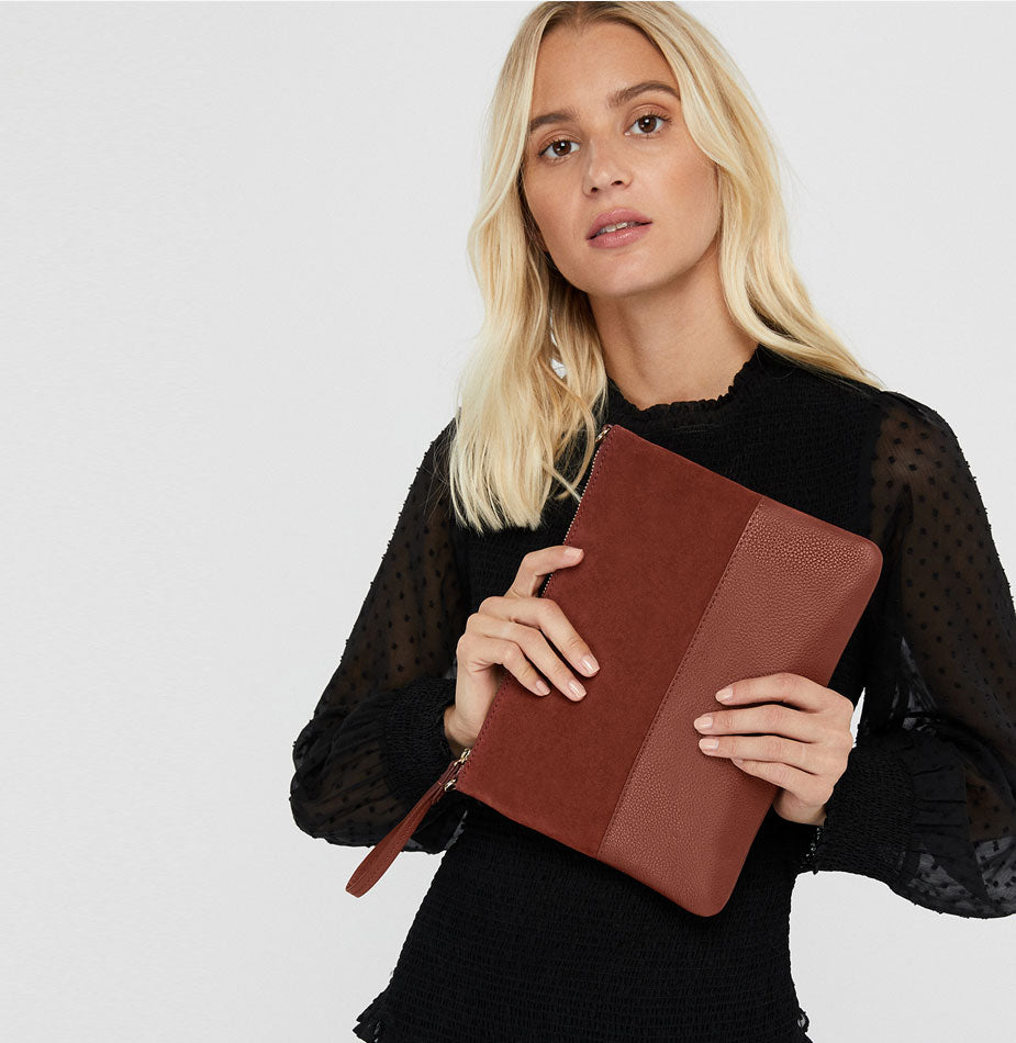 Carmela Leather Cross Body Bag - Image 3